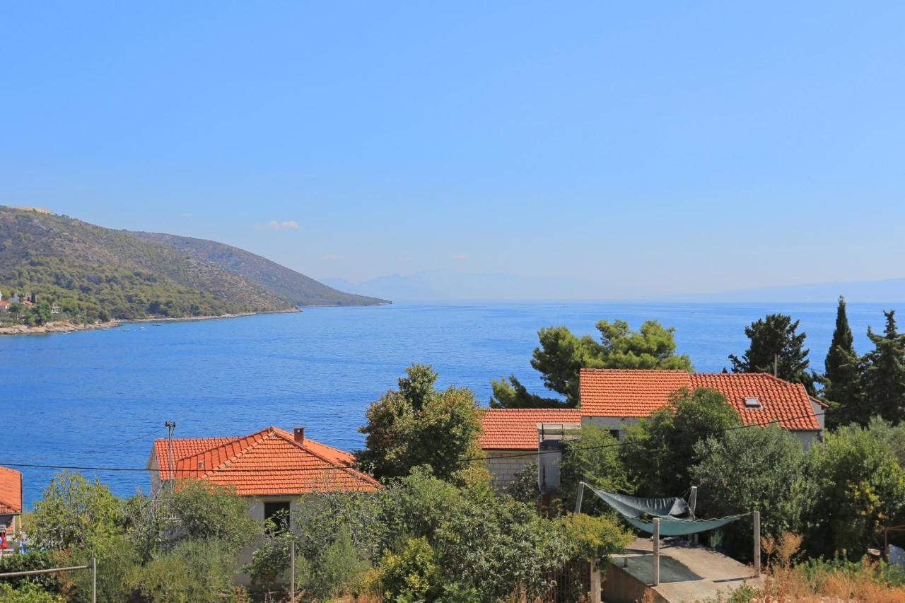 Apartments By The Sea Businci, Ciovo - 9450 Trogir Kültér fotó